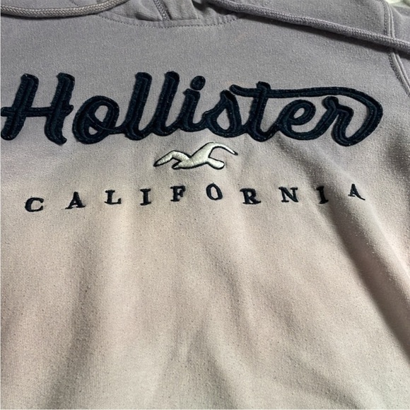 size XS ombré Hollister hoodie with front pocket - Picture 3 of 6